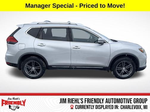 2017 Nissan Rogue SL