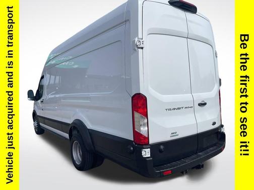 2022 Ford Transit-350 Base