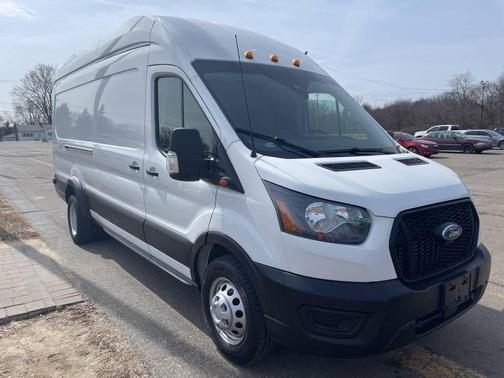 2022 Ford Transit-350 Base