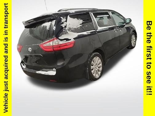 2016 Toyota Sienna LE