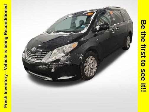 2016 Toyota Sienna LE