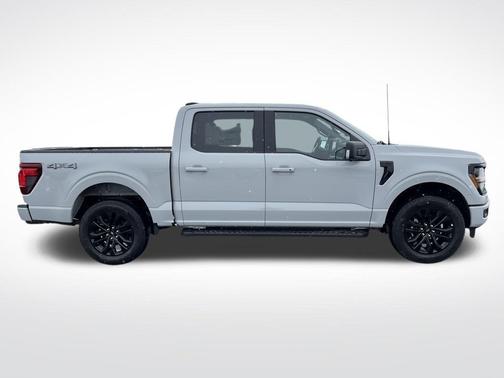 Avalanche 2026 Ford F-150 XLT