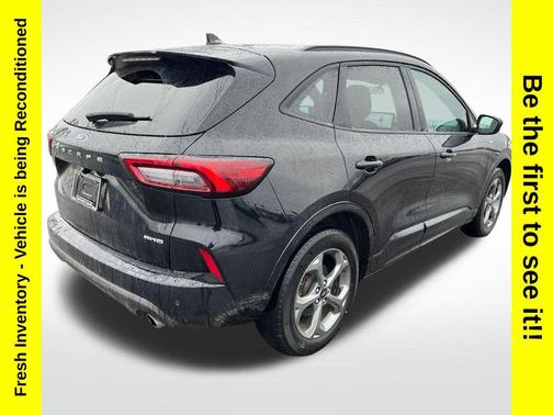 Agate Black Metallic 2023 Ford Escape ST-Line