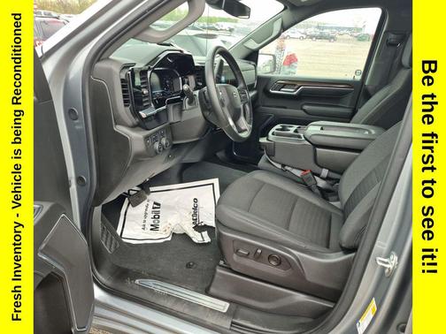 Sterling Grey Metallic 2024 Chevrolet Silverado 1500 RST