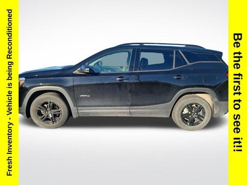 2023 GMC Terrain AWD AT4