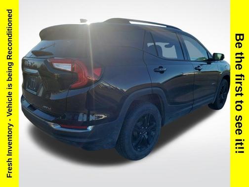 2023 GMC Terrain AWD AT4