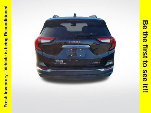 2023 GMC Terrain AWD AT4