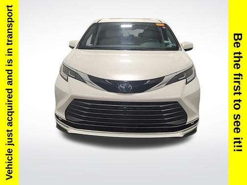 2021 Toyota Sienna Limited 7-Passenger