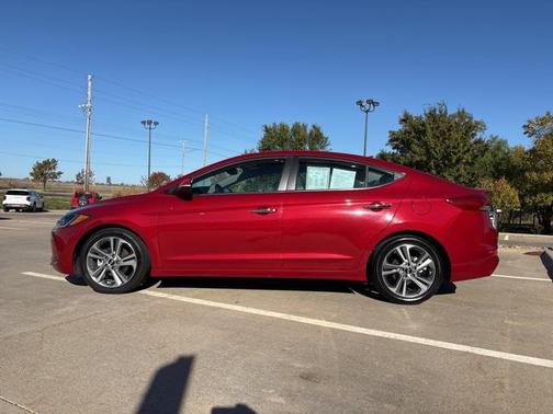 2017 Hyundai ELANTRA Limited