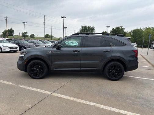 Gravity Grey 2022 Kia Sorento S