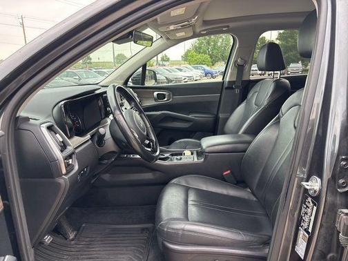 Gravity Grey 2022 Kia Sorento S