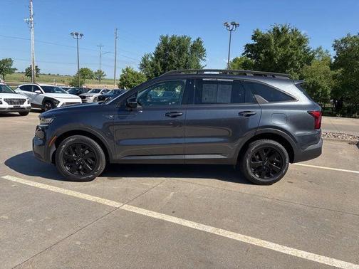 Gravity Grey 2022 Kia Sorento S