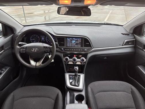 Quartz White Pearl 2019 Hyundai ELANTRA SEL