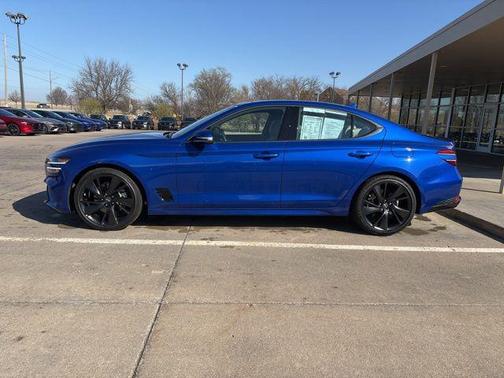 2023 Genesis G70 2.0T RWD