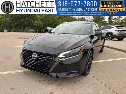 2023 Nissan Altima SR FWD