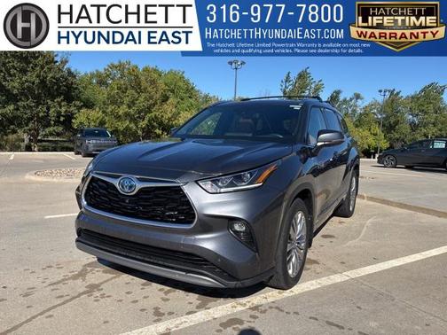 2022 Toyota Highlander Hybrid Platinum