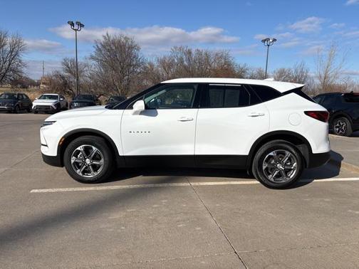 2025 Chevrolet Blazer 2LT