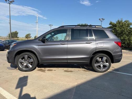 2020 Honda Passport AWD Touring