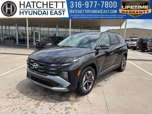 Phantom Black 2025 Hyundai TUCSON SEL Convenience