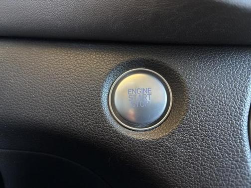 2020 Hyundai SANTA FE Limited 2.0T