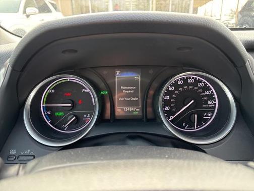 2018 Toyota Camry Hybrid SE