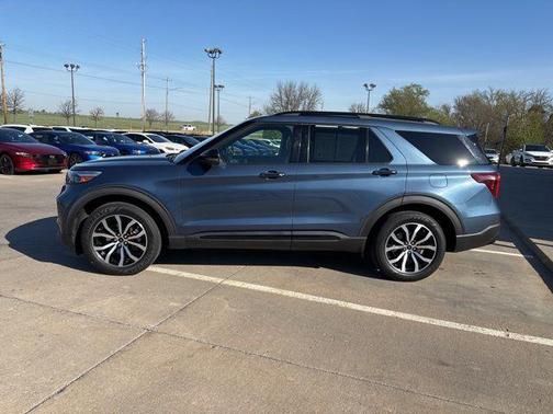 Blue Metallic 2020 Ford Explorer ST