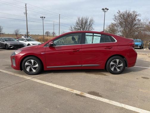 2019 Hyundai IONIQ Hybrid SEL