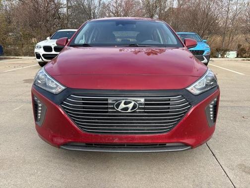 2019 Hyundai IONIQ Hybrid SEL