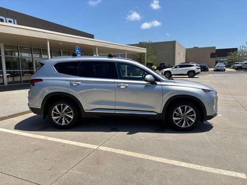 Shimmering Silver Pearl 2020 Hyundai SANTA FE SEL 2.4