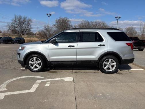 2019 Ford Explorer 