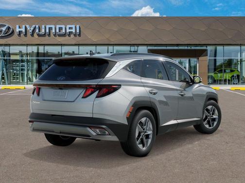 Shimmering Silver 2026 Hyundai TUCSON SEL