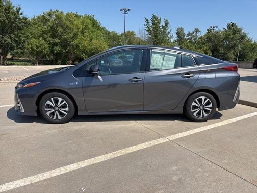 2019 Toyota Prius Prime Advanced