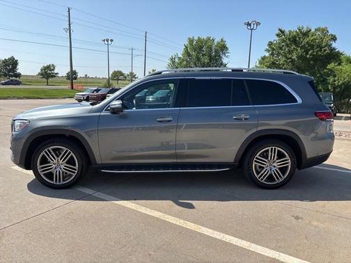 2020 Mercedes-Benz GLS 450 4MATIC