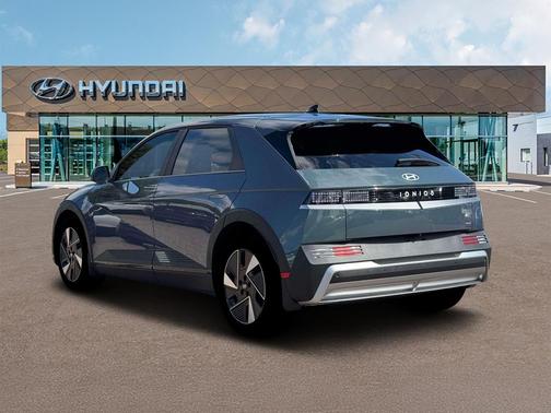 Digital Teal 2026 Hyundai IONIQ 5 SEL