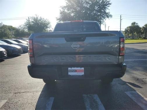2025 Nissan Frontier S