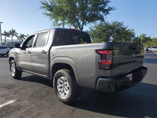 2025 Nissan Frontier S