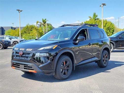 2025 Nissan Rogue Rock Creek