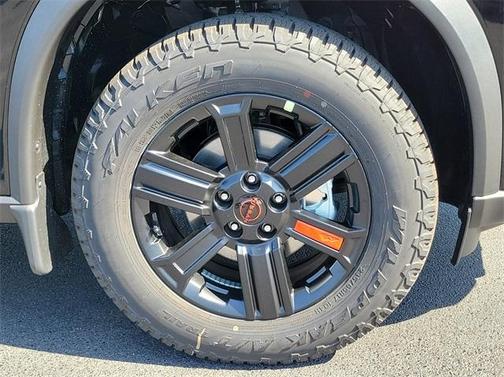2025 Nissan Rogue Rock Creek
