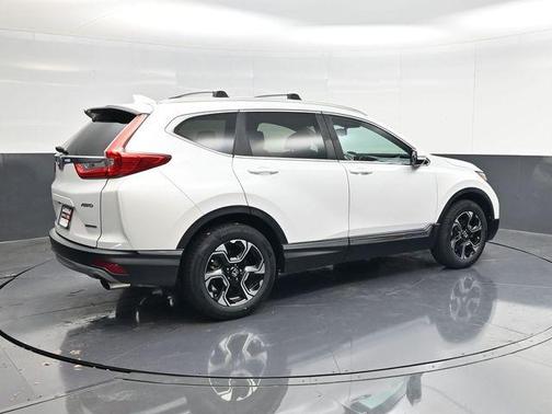 White 2019 Honda CR-V Touring