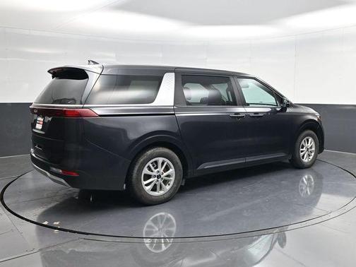 Gray 2024 Kia Carnival LX