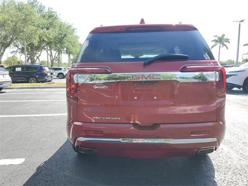 2021 GMC Acadia Denali