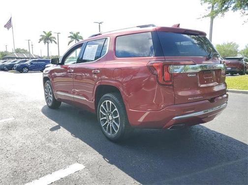 2021 GMC Acadia Denali