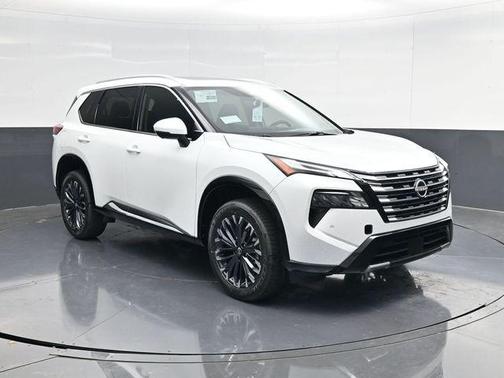 Everest White P 2026 Nissan Rogue Platinum