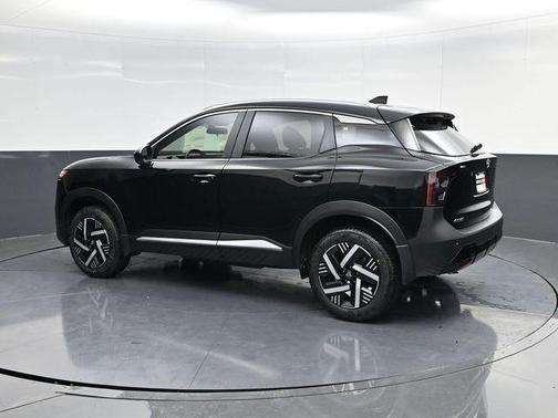 Super Black 2026 Nissan Kicks SV
