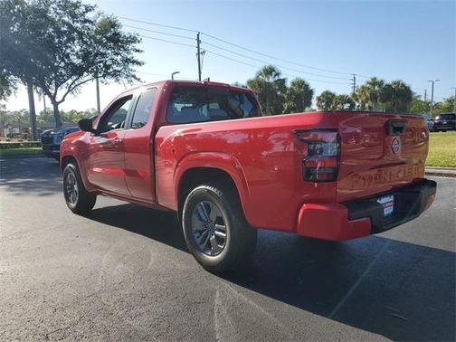 2025 Nissan Frontier SV