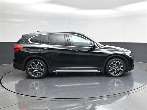 2022 BMW X1 sDrive28i