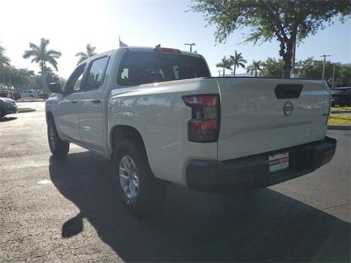 2025 Nissan Frontier S