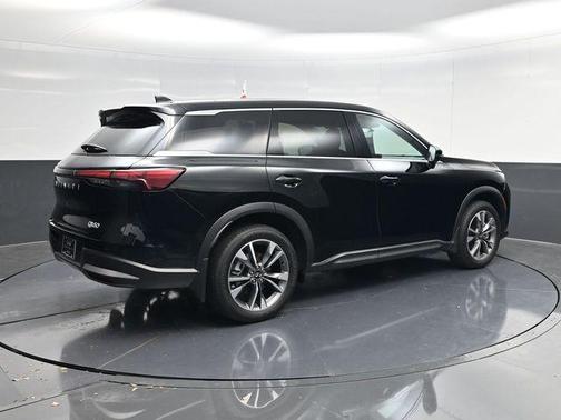 Black Obsidian 2026 INFINITI QX60 Pure