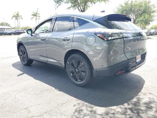 2025 Nissan Murano SV