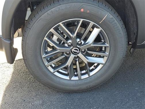 2025 Nissan Rogue S